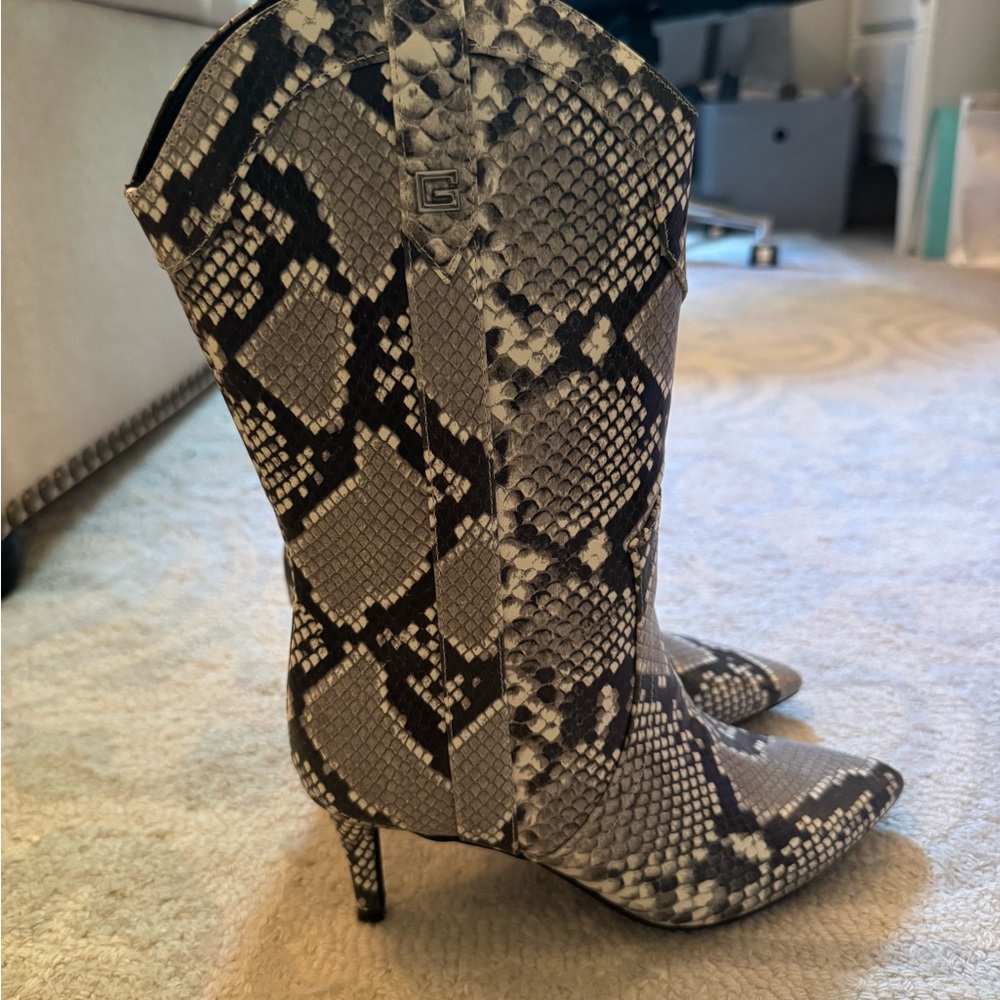 GUESS Snakeskin Pattern Women's Boots